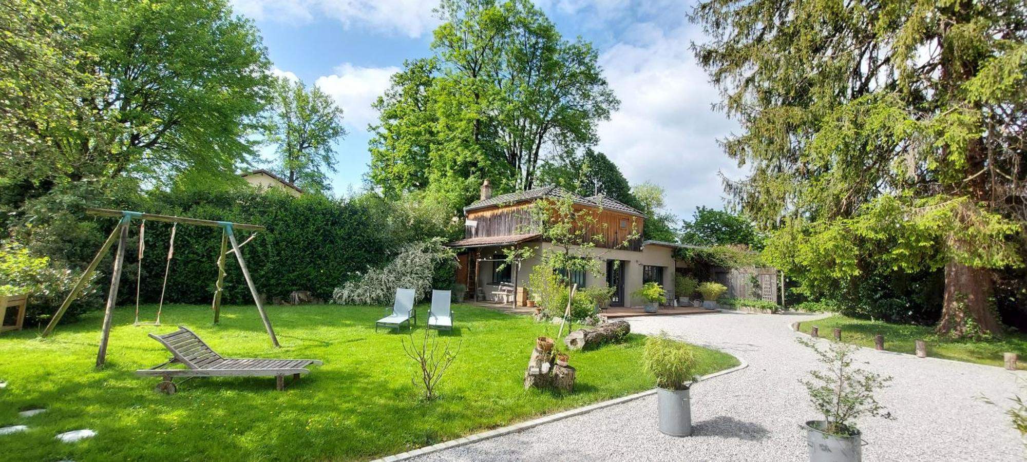 ช็องบร์ โดต ลา แมซง เดอ ฌูเลียต Bed & Breakfast Valentigney ภายนอก รูปภาพ