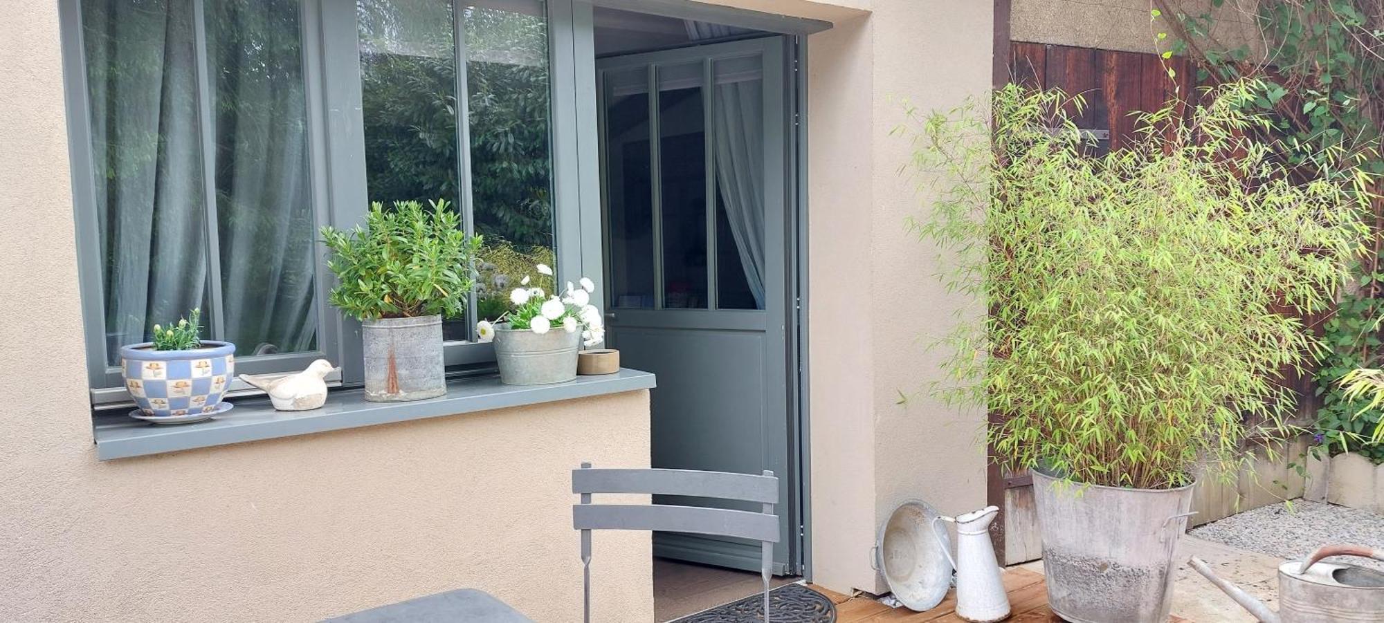 ช็องบร์ โดต ลา แมซง เดอ ฌูเลียต Bed & Breakfast Valentigney ภายนอก รูปภาพ